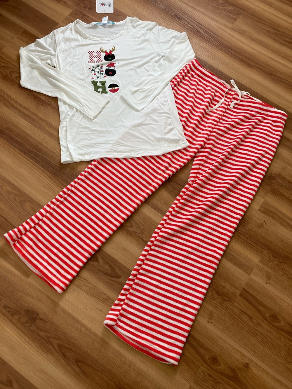 Cozy couture White Long-Sleeve Top with Red 2X & White Striped Pajama Pants 3X